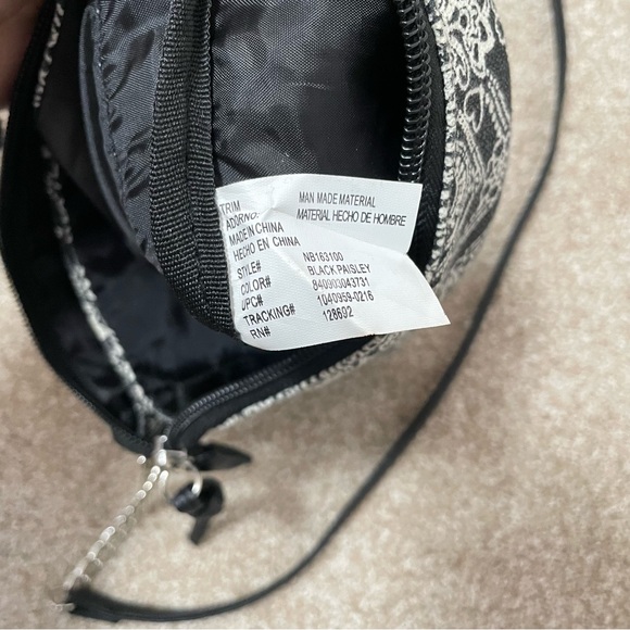 Steve Madden Black Paisley Crossbody Purse Bag Mini Small White Hearts Chain - Picture 7 of 10